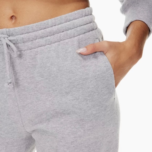 Cozy Fleece Perfect Sweatpant TNA - Picture 2 of 2